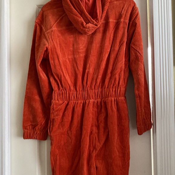 UGG  Jumpsuit - Picture 3 of 9